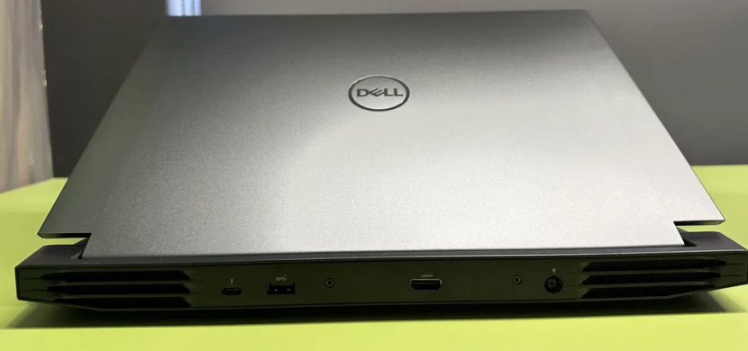 Игровой ноутбук Dell G16 7620 / 16" (2560x1600) IPS / Intel Core i7-12700H (14 (20) ядер по 3.5 - 4.7 GHz) / 16 GB DDR5 / 512 GB SSD / nVidia GeForce RTX 3060 Mobile, 6 GB GDDR6, 192-bit / WebCam / Windows 11 Home Lic