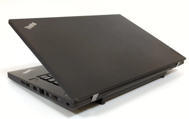 Ігровий ноутбук Lenovo ThinkPad T460p / 14" (1920x1080) TN / Intel Core i7-6820HQ (4 (8) ядра по 2.7 - 3.6 GHz) / 16 GB DDR4 / 512 GB SSD / nVidia GeForce 940MX, 2 GB GDDR5, 64-bit / WebCam + Бездротова мишка