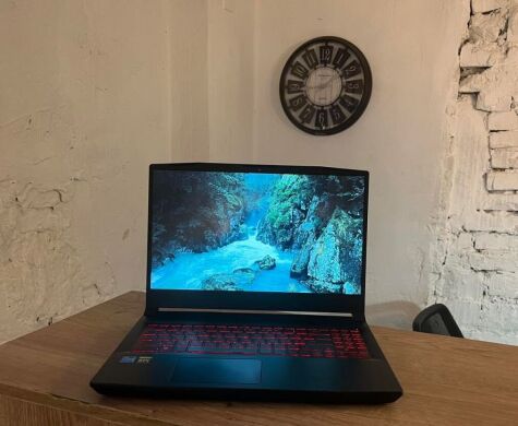 Игровой ноутбук MSI GF66 Katana 11UC-292NEU / 15.6" (1920x1080) IPS / Intel Core i5-11400H (6 (12) ядра по 2.7 - 4.5 GHz) / 16 GB DDR4 / 480 GB SSD / nVidia GeForce RTX 3050, 4 GB GDDR6, 128-bit / WebCam