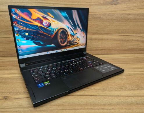 Ігровий ноутбук MSI Stealth GS 66 12UGS / 15.6" (1920x1080) IPS / Intel Core i7-12700H (14 (20) ядер по 3.5 - 4.7 GHz) / 16 GB DDR5 / 1000 GB SSD / nVidia GeForce RTX 3070 Ti, 8 GB GDDR6X, 256-bit / WebCam / Windows 11
