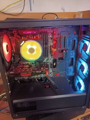 Ігровий ПК DeepCool Matrexx 55 V3 Tower / AMD Ryzen 5 1600 (6 (12) ядер по 3.2 - 3.6 GHz) / 32 GB DDR4 / 256 GB SSD + 1000 GB HDD / nVidia GeForce GTS 450, 1 GB GDDR5, 128-bit / 1200W Ігровий ПК DeepCool Matrexx 55 V3 Tower / AMD Ryzen 5 1600 (6 (12) ядер по 3.2 - 3.6 GHz) / 32 GB DDR4 / 256 GB SSD + 1000 GB HDD / nVidia GeForce GTS 450, 1 GB GDDR5, 128-bit / 1200W