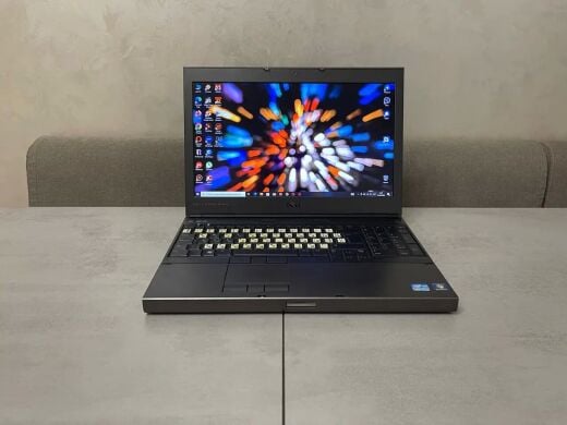 Мобільна робоча станція Dell Precision M4600 / 15.6" (1920x1080) IPS / Intel Core i7-2860QM (4 (8) ядра по 2.5 - 3.6 GHz) / 10 GB DDR3 / 240 GB SSD + 500 GB HDD / nVidia Quadro 2000M, 2 GB GDDR3, 128-bit / DVD-RW / HDMI / DisplayPort / Windows 10