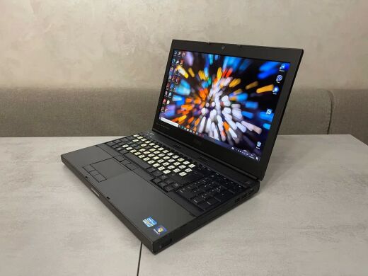 Мобільна робоча станція Dell Precision M4600 / 15.6" (1920x1080) IPS / Intel Core i7-2860QM (4 (8) ядра по 2.5 - 3.6 GHz) / 10 GB DDR3 / 240 GB SSD + 500 GB HDD / nVidia Quadro 2000M, 2 GB GDDR3, 128-bit / DVD-RW / HDMI / DisplayPort / Windows 10