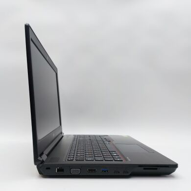 Мобільна робоча станція Fujitsu Celsius H7510 / 15.6" (1920x1080) IPS / Intel Core i7-10850H (6 (12) ядер по 2.7 - 5.1 GHz) / 32 GB DDR4 / 512 GB SSD / nVidia Quadro T1000, 4 GB GDDR6, 128-bit / WebCam / HDMI