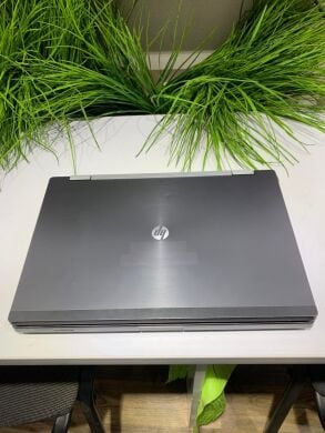 Мобильная рабочая станция HP EliteBook 8570w / 15.6" (1920x1080) TN / Intel Core i7-3720QM (4 (8) ядра по 2.6 - 3.6 GHz) / 8 GB DDR3 / 240 GB SSD / nVidia Quadro K1000M, 2 GB DDR3, 128-bit