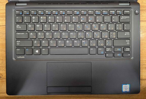 Нетбук Dell Latitude 5280 / 12.5" (1366x768) TN / Intel Core i5-7300U (2 (4) ядра по 2.6 - 3.5 GHz) / 16 GB DDR4 / 256 GB SSD / Intel HD Graphics 620 / WebCam / Windows 10