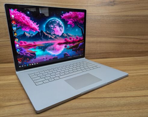 Ноутбук-трансформер Microsoft Surface Book 2 / 15" (3240x2160) IPS Touch / Intel Core i7-8650U (4 (8) ядра по 1.9 - 4.2 GHz) / 16 GB DDR3 / 512 GB SSD / nVidia GeForce GTX 1060, 6 GB GDDR5, 192-bit / WebCam / Windows 10