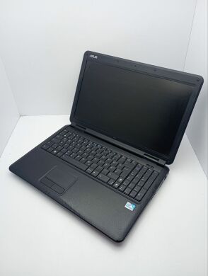 Ноутбук Asus K50 / 15.6" (1366x768) TN / Intel Pentium T4300 (2 ядра по 2.1 GHz) / 4 GB DDR3 / 250 GB HDD / Intel GMA 4500M Graphics / WebCam