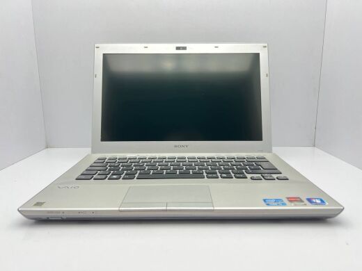 Ноутбук Б-клас Sony Vaio PCG-4251GM / 13.3" (1366x768) TN / Intel Core i5-2430M (2 (4) ядра по 2.4 - 3.0 GHz) / 6 GB DDR3 / 240 GB SSD / Intel HD Graphics 3000 / WebCam / Без АКБ Ноутбук Б-клас Sony Vaio PCG-4251GM / 13.3" (1366x768) TN / Intel Core i5-2430M (2 (4) ядра по 2.4 - 3.0 GHz) / 6 GB DDR3 / 240 GB SSD / Intel HD Graphics 3000 / WebCam / Без АКБ