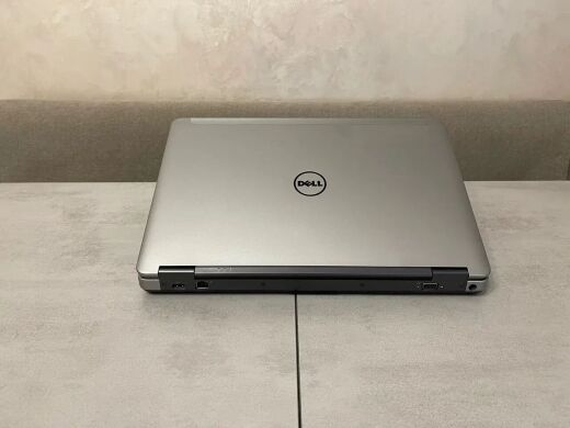 Ноутбук Dell Latitude E6540 / 15.6" (1366х768) TN / Intel Core i5-4310M (2 (4) ядра по 2.7 - 3.4 GHz) / 8 GB DDR3 / 180 GB SSD / Intel HD Graphics 4600 / WebCam Ноутбук Dell Latitude E6540 / 15.6" (1366х768) TN / Intel Core i5-4310M (2 (4) ядра по 2.7 - 3.4 GHz) / 8 GB DDR3 / 180 GB SSD / Intel HD Graphics 4600 / WebCam