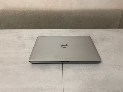Ноутбук Dell Latitude E6540 / 15.6" (1366х768) TN / Intel Core i5-4310M (2 (4) ядра по 2.7 - 3.4 GHz) / 8 GB DDR3 / 180 GB SSD / Intel HD Graphics 4600 / WebCam Ноутбук Dell Latitude E6540 / 15.6" (1366х768) TN / Intel Core i5-4310M (2 (4) ядра по 2.7 - 3.4 GHz) / 8 GB DDR3 / 180 GB SSD / Intel HD Graphics 4600 / WebCam