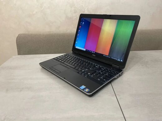 Ноутбук Dell Latitude E6540 / 15.6" (1366х768) TN / Intel Core i5-4310M (2 (4) ядра по 2.7 - 3.4 GHz) / 8 GB DDR3 / 180 GB SSD / Intel HD Graphics 4600 / WebCam Ноутбук Dell Latitude E6540 / 15.6" (1366х768) TN / Intel Core i5-4310M (2 (4) ядра по 2.7 - 3.4 GHz) / 8 GB DDR3 / 180 GB SSD / Intel HD Graphics 4600 / WebCam