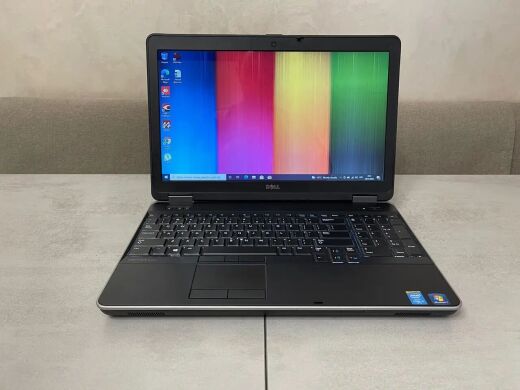Ноутбук Dell Latitude E6540 / 15.6" (1366х768) TN / Intel Core i5-4310M (2 (4) ядра по 2.7 - 3.4 GHz) / 8 GB DDR3 / 180 GB SSD / Intel HD Graphics 4600 / WebCam Ноутбук Dell Latitude E6540 / 15.6" (1366х768) TN / Intel Core i5-4310M (2 (4) ядра по 2.7 - 3.4 GHz) / 8 GB DDR3 / 180 GB SSD / Intel HD Graphics 4600 / WebCam