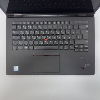 Ноутбук Lenovo ThinkPad X1 YOGA / 14" (1920x1080) IPS / Intel Core i7-8550U (4 (8) ядра по 1.8 - 4.0 GHz) / 8 GB DDR4 / 256 GB SSD / Intel UHD Graphics 620 / WebCam Ноутбук Lenovo ThinkPad X1 YOGA / 14" (1920x1080) IPS / Intel Core i7-8550U (4 (8) ядра по 1.8 - 4.0 GHz) / 8 GB DDR4 / 256 GB SSD / Intel UHD Graphics 620 / WebCam
