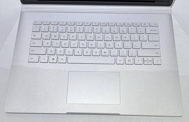 Ноутбук Microsoft Surface Book 2 / 15" (3240x2160) IPS Touch / Intel Core i7-8650U (4 (8) ядра по 1.9 - 4.2 GHz) / 16 GB DDR3 / 256 GB SSD / nVidia GeForce GTX 1060, 6 GB GDDR5, 192-bit / WebCam Ноутбук Microsoft Surface Book 2 / 15" (3240x2160) IPS Touch / Intel Core i7-8650U (4 (8) ядра по 1.9 - 4.2 GHz) / 16 GB DDR3 / 256 GB SSD / nVidia GeForce GTX 1060, 6 GB GDDR5, 192-bit / WebCam