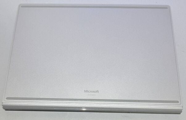 Ноутбук Microsoft Surface Book 2 / 15" (3240x2160) IPS Touch / Intel Core i7-8650U (4 (8) ядра по 1.9 - 4.2 GHz) / 16 GB DDR3 / 256 GB SSD / nVidia GeForce GTX 1060, 6 GB GDDR5, 192-bit / WebCam Ноутбук Microsoft Surface Book 2 / 15" (3240x2160) IPS Touch / Intel Core i7-8650U (4 (8) ядра по 1.9 - 4.2 GHz) / 16 GB DDR3 / 256 GB SSD / nVidia GeForce GTX 1060, 6 GB GDDR5, 192-bit / WebCam