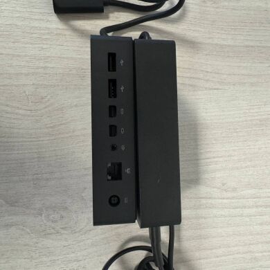 Планшет Microsoft Surface Pro 9 / 13" (2880x1920) IPS Touch / Intel Core i5-1235U (10 (12) ядер по 1.3 - 4.4 GHz) / 8 GB DDR3 / 256 GB SSD / Intel Iris Xe Graphics / WebCam