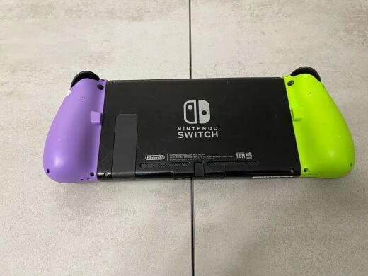 Портативная игровая консоль Nintendo Switch HAC-001 / 6.2" (1280x720) IPS Touch / nVidia Tegra X1 (8 (4) ядер по 1.02 - 1.78 GHz) / 4 GB DDR4 / 32 GB eMMC / nVidia GM20B / Wi-Fi