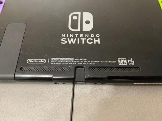 Портативная игровая консоль Nintendo Switch HAC-001 / 6.2" (1280x720) IPS Touch / nVidia Tegra X1 (8 (4) ядер по 1.02 - 1.78 GHz) / 4 GB DDR4 / 32 GB eMMC / nVidia GM20B / Wi-Fi