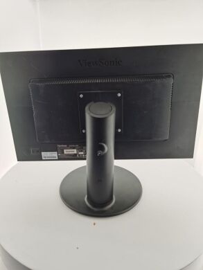 Монітор ViewSonic VG2439M / 24" (1920x1080) TN / 1x DP, 1x DVI, 1x VGA, 3x USB 2.0, 2x Audio / 2x 2W / VESA 100x100 / Pivot Монітор ViewSonic VG2439M / 24" (1920x1080) TN / 1x DP, 1x DVI, 1x VGA, 3x USB 2.0, 2x Audio / 2x 2W / VESA 100x100 / Pivot