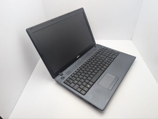 Ноутбук Acer TravelMate 5744z / 15.6" (1366x768) TN / Intel Core i3-350M (2 (4) ядра по 2.27 GHz) / 6 GB DDR3 / 320 GB HDD / Intel HD Graphics / WebCam / DVD-ROM