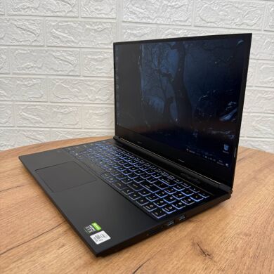 Ігровий ноутбук Б-клас Evoo Gaming 15 LP8-BK / 15.6" (1920x1080) IPS / Intel Core i7-10750H (6 (12) ядер по 2.6 - 5.0 GHz) / 16 GB DDR4 / 512 GB SSD / nVidia GeForce RTX 2060, 6 GB GDDR6, 192-bit / WebCam