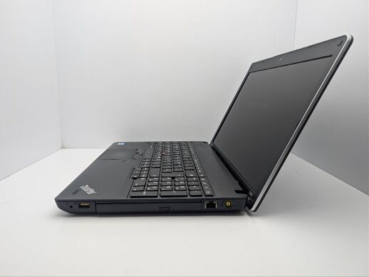 Ноутбук Lenovo Thinkpad E530 / 15.6" (1600x900) TN / Intel Core i7-3632QM (4 (8) ядра по 2.2 - 3.2 GHz) / 8 GB DDR3 / 750 GB HDD / Intel HD Graphics 4000 / WebCam / DVD-ROM