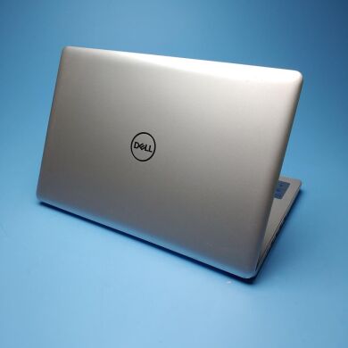 Игровой ноутбук Dell Inspiron 5770 / 17.3" (1920x1080) IPS / Intel Core i7-8550U (4 (8) ядра по 1.8 - 4.0 GHz) / 8 GB DDR4 / 256 GB SSD / AMD Radeon R7 M460, 4 GB GDDR5, 64-bit / WebCam / Win 10 Pro