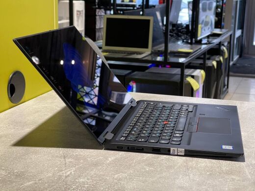 Ультрабук-трансформер Lenovo ThinkPad X390 Yoga / 13.3" (1920x1080) IPS Touch / Intel Core i5-8250U (4 (8) ядра по 1.6 - 3.4 GHz) / 8 GB DDR4 / 120 GB SSD / Intel UHD Graphics / WebCam