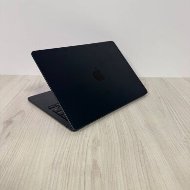 Ультрабук Apple MacBook Air 13 M3 A3113 (2024) / 13.3" (2560x1664) IPS / Apple M3 (8 ядер по 2.7 - 4.1 GHz) / 16 GB DDR5 / 512 GB SSD / Apple M3 Graphics / WebCam / MacOS