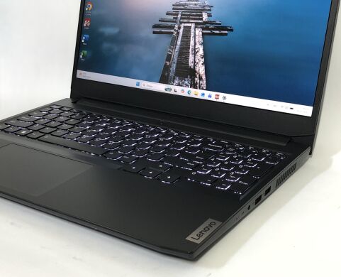 Ігровий ноутбук Lenovo IdeaPad Gaming 3 15ACH6 / 15.6" (1920x1080) IPS / AMD Ryzen 5 5600H (6 (12) ядер по 3.3 - 4.2 GHz) / 16 GB DDR4 / 256 GB SSD NVMe + 480 GB SSD / nVidia GeForce RTX 3050 Ti, 4 GB GDDR6, 128-bit / WebCam / Win 10 Home