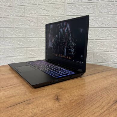 Игровой ноутбук Clevo Lambda P960RF / 15.6" (1920x1080) IPS / Intel Core i7-9750H (6 (12) ядер по 2.6 - 4.5 GHz) / 16 GB DDR4 / 1000 GB SSD / nVidia GeForce RTX 2070 Max-Q, 8 GB GDDR6, 256-bit / WebCam