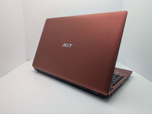 Ноутбук Б-клас Acer Aspire 5253 / 15.6" (1366x768) TN / AMD E-350 (2 ядра по 1.6 GHz) / 6 GB DDR3 / 500 GB HDD / AMD Radeon HD 6310 Graphics / WebCam / DVD-ROM