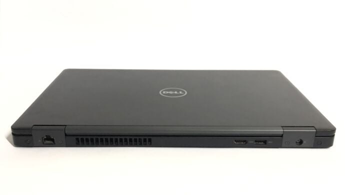 Ігровий ноутбук Dell Latitude 5580 / 15.6" (1920x1080) IPS / Intel Core i5-7440HQ (4 ядра по 2.8 - 3.8 GHz) / 8 GB DDR4 / 256 GB SSD / nVidia GeForce 940MX, 2 GB GDDR5, 64-bit / WebCam / Win 11 Pro Ігровий ноутбук Dell Latitude 5580 / 15.6" (1920x1080) IPS / Intel Core i5-7440HQ (4 ядра по 2.8 - 3.8 GHz) / 8 GB DDR4 / 256 GB SSD / nVidia GeForce 940MX, 2 GB GDDR5, 64-bit / WebCam / Win 11 Pro