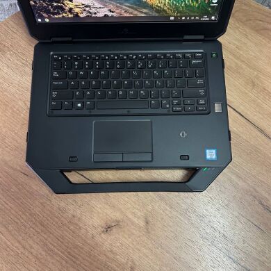 Захищений ноутбук Dell Latitude Rugged 5414 / 14" (1920x1080) IPS / Intel Core i7-6600U (2 (4) ядра по 2.6 - 3.4 GHz) / 16 GB DDR4 / 256 GB SSD M.2 / AMD Radeon R7 M360, 2 GB DDR3, 64-bit / WebCam