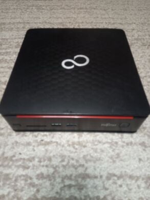 Неттоп Fujitsu Esprimo Q520 USFF / Intel Core i3-4130T (2 (4) ядра по 2.9 GHz) / 4 GB DDR3 / 120 GB SSD / Intel HD Graphics 4400