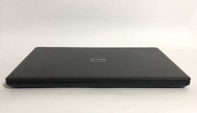 Ігровий ноутбук Dell Latitude 5580 / 15.6" (1920x1080) IPS / Intel Core i5-7440HQ (4 ядра по 2.8 - 3.8 GHz) / 8 GB DDR4 / 256 GB SSD / nVidia GeForce 940MX, 2 GB GDDR5, 64-bit / WebCam / Win 11 Pro Ігровий ноутбук Dell Latitude 5580 / 15.6" (1920x1080) IPS / Intel Core i5-7440HQ (4 ядра по 2.8 - 3.8 GHz) / 8 GB DDR4 / 256 GB SSD / nVidia GeForce 940MX, 2 GB GDDR5, 64-bit / WebCam / Win 11 Pro