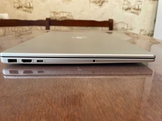 Ультрабук HP 15-fc0399nr / 15.6" (1366x768) TN Touch / AMD Ryzen 3 7320U (4 (8) ядра по 2.4 - 4.1 GHz) / 8 GB DDR5 / 256 GB SSD / AMD Radeon 610M Graphics / WebCam Ультрабук HP 15-fc0399nr / 15.6" (1366x768) TN Touch / AMD Ryzen 3 7320U (4 (8) ядра по 2.4 - 4.1 GHz) / 8 GB DDR5 / 256 GB SSD / AMD Radeon 610M Graphics / WebCam