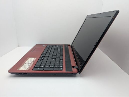 Ноутбук Б-клас Acer Aspire 5253 / 15.6" (1366x768) TN / AMD E-350 (2 ядра по 1.6 GHz) / 6 GB DDR3 / 500 GB HDD / AMD Radeon HD 6310 Graphics / WebCam / DVD-ROM
