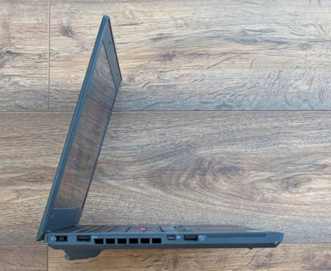 Ультрабук Lenovo ThinkPad T460 / 14" (1920x1080) IPS / Intel Core i5-6200U (2 (4) ядра по 2.3 - 2.8 GHz) / 8 GB DDR3 / 128 GB SSD / Intel HD Graphics 520 / WebCam / Две АКБ Ультрабук Lenovo ThinkPad T460 / 14" (1920x1080) IPS / Intel Core i5-6200U (2 (4) ядра по 2.3 - 2.8 GHz) / 8 GB DDR3 / 128 GB SSD / Intel HD Graphics 520 / WebCam / Две АКБ