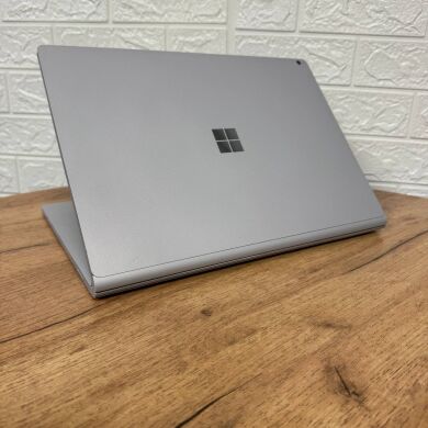 Ігровий ультрабук-трансформер Б-клас Microsoft Surface Book 2 / 15.0" (3240x2160) IPS Touch / Intel Core i7-8650U (4 (8) ядра по 1.9 - 4.2 GHz) / 16 GB DDR4 / 256 GB SSD / nVidia GeForce GTX 1060, 6 GB GDDR5, 192-bit / WebCam