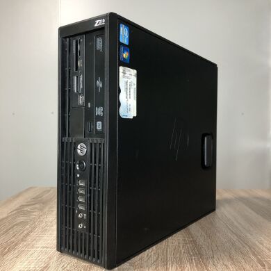 Комп'ютер HP Z210 SFF / Intel Xeon E3-1240 (4 (8) ядра по 3.3 - 3.7 GHz) / 8 GB DDR3 / 120 GB SSD NEW+500 GB HDD / AMD HD 6450 OEM, 1 GB GDDR3, 64-bit / DVD-RW