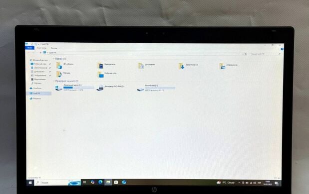 Мобильная рабочая станция Б-класс HP EliteBook 8760w / 17.3" (1600x900) TN / Intel Core i7-2620M (2 (4) ядра по 2.7 - 3.4 GHz) / 8 GB DDR3 / 120 GB SSD + 500 GB HDD / AMD FirePro M5950, 1 GB GDDR5, 128-bit / WebCam / Windows 10 Pro