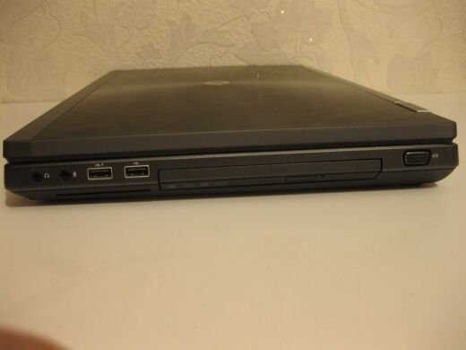 Мобільна робоча станція HP EliteBook 8770w / 17.3" (1920x1080) TN / Intel Core i7-3630QM (4 (8) ядра по 2.4 - 3.4 GHz) / 16 GB DDR3 / 128 GB SSD + 500 GB HDD / AMD FirePro M4000, 1 GB GDDR5, 128-bit / WebCam / DVD-ROM