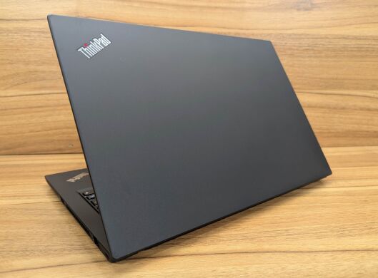Мобільна робоча станція Lenovo ThinkPad P43s / 14" (1920x1080) IPS / Intel Core i7-8665U (4 (8) ядра по 1.9 - 4.8 GHz) / 32 GB DDR4 / 1000 GB SSD / nVidia Quadro P520, 2 GB GDDR5, 64-bit / WebCam / HDMI / Windows 10 Мобільна робоча станція Lenovo ThinkPad P43s / 14" (1920x1080) IPS / Intel Core i7-8665U (4 (8) ядра по 1.9 - 4.8 GHz) / 32 GB DDR4 / 1000 GB SSD / nVidia Quadro P520, 2 GB GDDR5, 64-bit / WebCam / HDMI / Windows 10