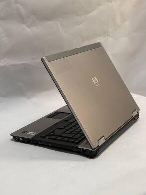 Ноутбук Б-класс HP EliteBook 8530p / 15.4" (1280x800) TN / Intel Core 2 Duo P8600 (2 ядра по 2.40 GHz) / 4 GB DDR2 / 320 GB HDD / AMD Radeon HD 3650, 256 MB GDDR3, 128-bit / WebCam / DVD-ROM