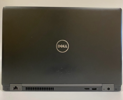 Рабочая станция Б-класс Dell Precision 3520 / 15.6" (1920x1080) TN / Intel Core i5-7440HQ (4 ядра по 2.8 - 3.8 GHz) / 16 GB DDR4 / 512 GB SSD / nVidia Quadro M620, 2 GB GDDR5, 128-bit / WebCam + Беспроводная мышка Рабочая станция Б-класс Dell Precision 3520 / 15.6" (1920x1080) TN / Intel Core i5-7440HQ (4 ядра по 2.8 - 3.8 GHz) / 16 GB DDR4 / 512 GB SSD / nVidia Quadro M620, 2 GB GDDR5, 128-bit / WebCam + Беспроводная мышка