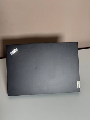 Ультрабук Б-класс Lenovo ThinkPad E14 Gen 5 / 14" (1920x1080) IPS / Intel Core i5-1335U (10 (12) ядер по 3.4 - 4.6 GHz) / 8 GB DDR4 / 256 GB SSD / Intel Iris Xe Graphics / WebCam / New АКБ / Windows 11