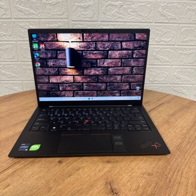 Ультрабук Lenovo Thinkpad X1 Carbon Gen10 / 14" (1920x1200) IPS Touch / Intel Core i7-1270P (12 (16) ядер по 3.5 - 4.8 GHz) / 32 GB DDR4 / 1000 GB SSD / Intel Iris Xe Graphics / WebCam