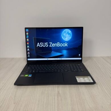 Игровой ноутбук Asus ZenBook Pro 17 UM6702R / 17.3" (2560x1440) IPS Touch / AMD Ryzen 7 6800H (8 (16) ядер по 3.2 - 4.7 GHz) / 16 GB DDR5 / 512 GB SSD NVMe / nVidia GeForce RTX 3050, 4 GB GDDR6, 128-bit / WebCam Игровой ноутбук Asus ZenBook Pro 17 UM6702R / 17.3" (2560x1440) IPS Touch / AMD Ryzen 7 6800H (8 (16) ядер по 3.2 - 4.7 GHz) / 16 GB DDR5 / 512 GB SSD NVMe / nVidia GeForce RTX 3050, 4 GB GDDR6, 128-bit / WebCam
